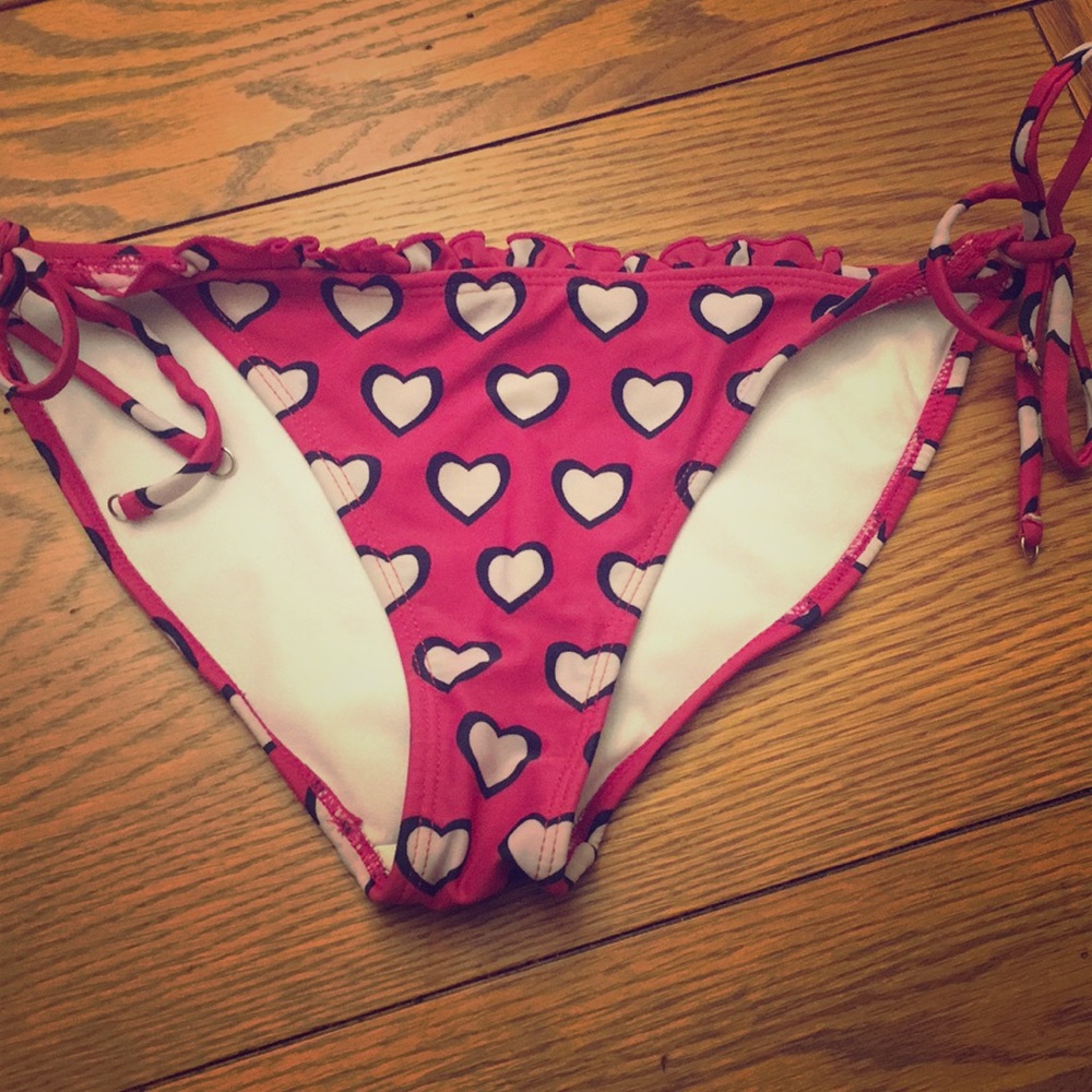 Great condition – bathing suit bottoms